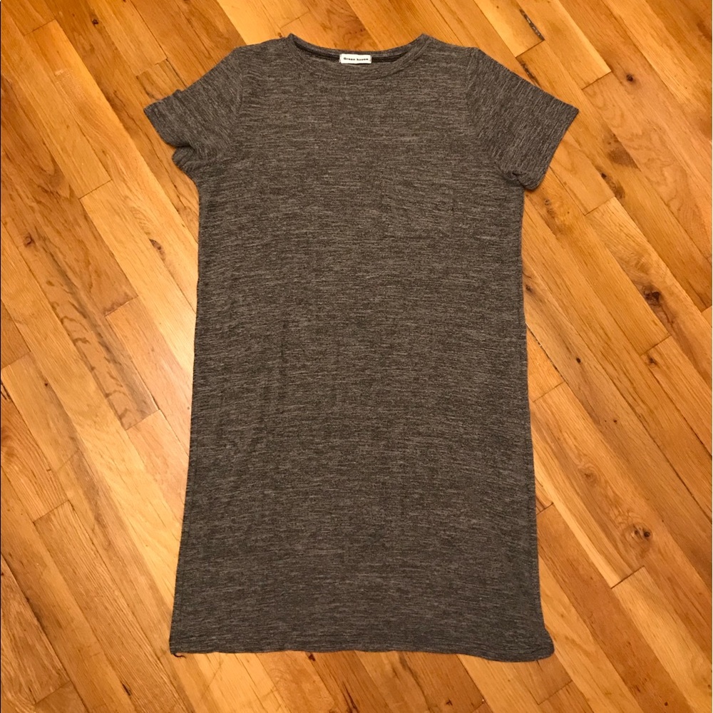Gray dress with pocket